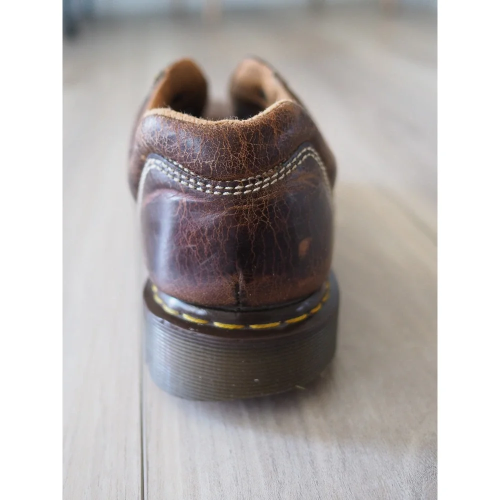 Dr. Martens 10940 Brown Leather Low Top Shoes Grunge Men 10 Good Chunky Sole